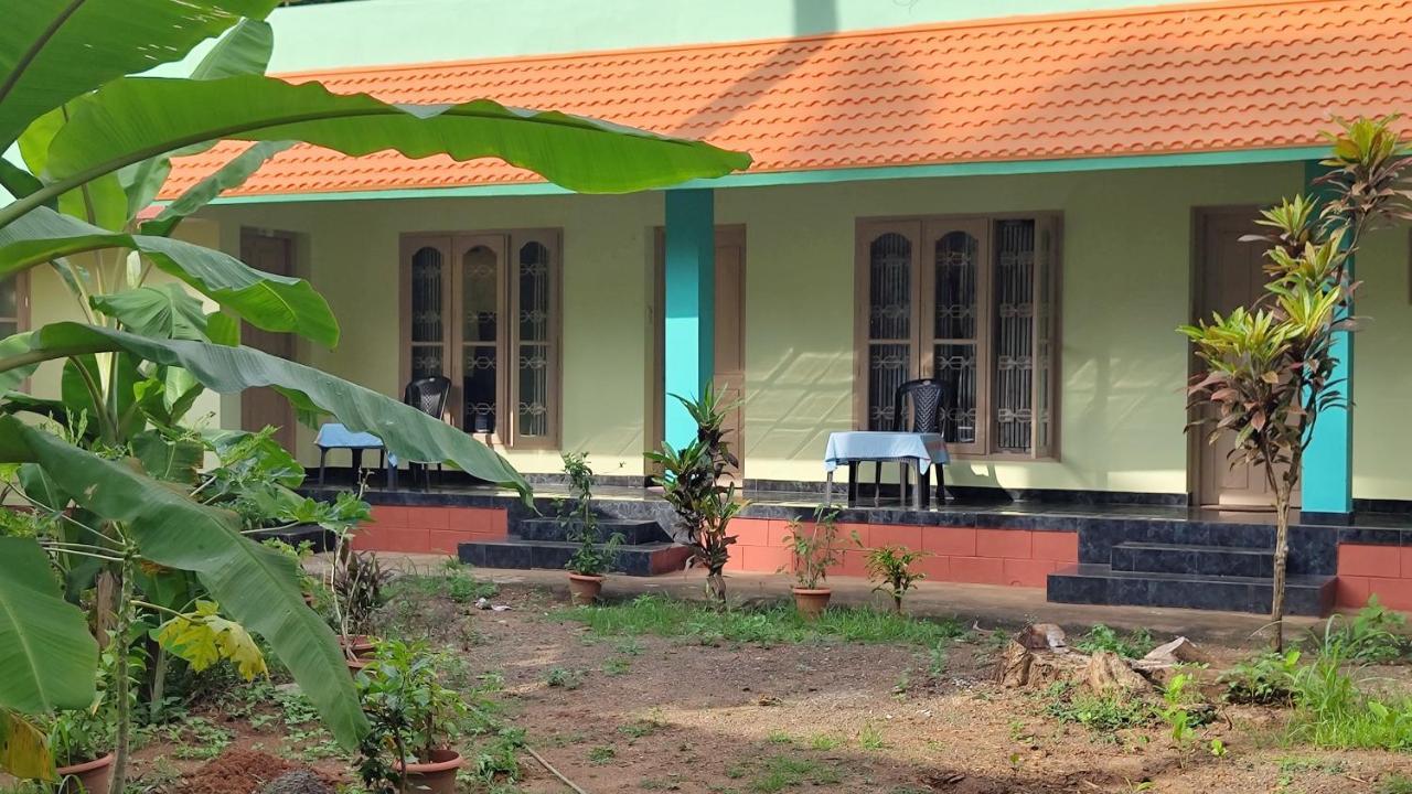 Hotel Greenland Thiruvananthapuram Exterior photo